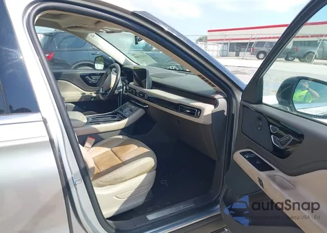 2021 Lincoln Aviator Reserve z USA, uszkodzony, nr VIN 5LM5J7WC2MGL14333